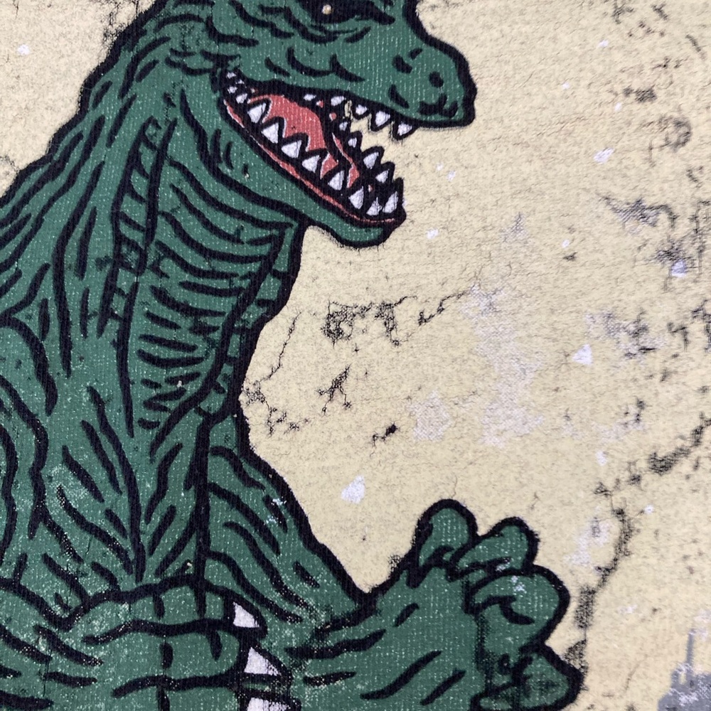Godzilla “Great Wave off Kanagawa” monster movie T-shirt, size small - Picture 6 of 6